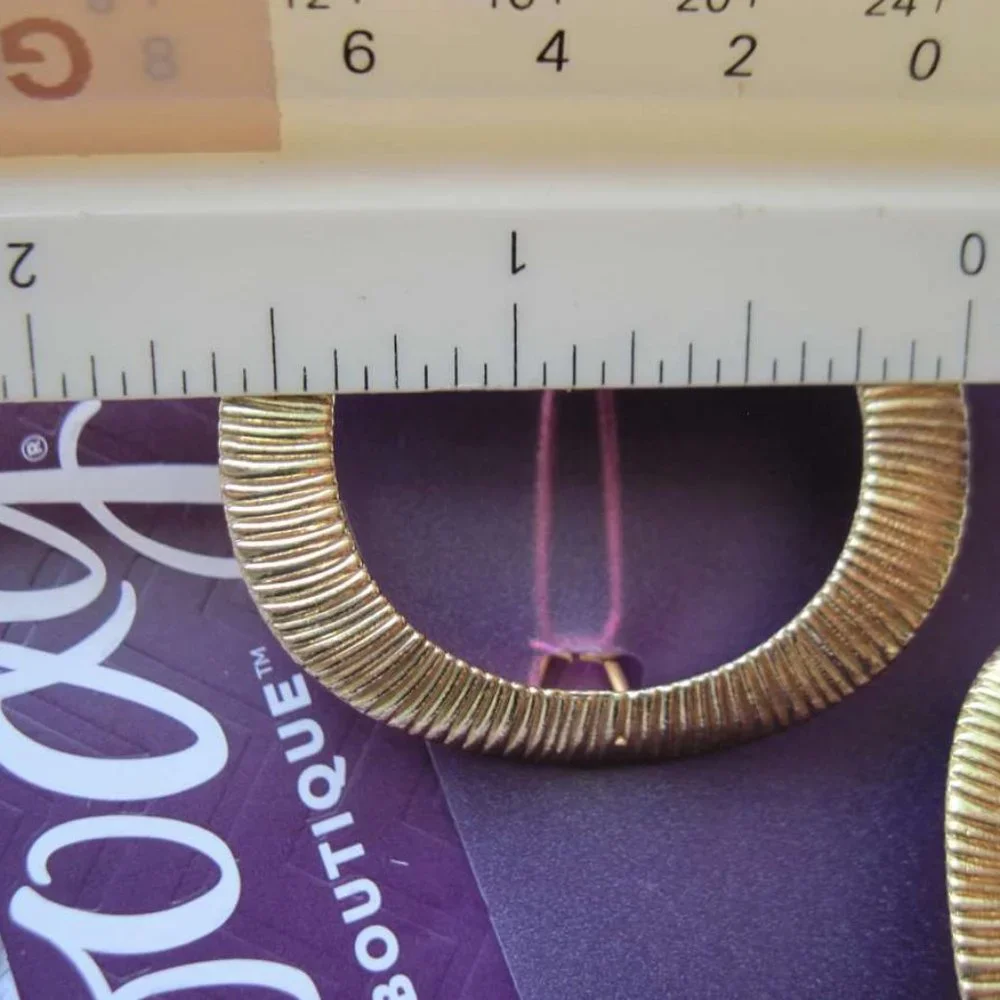 2 Goody Boutique Oval Textured Metal Hair Barrettes Secure Back Clips Stay Tight